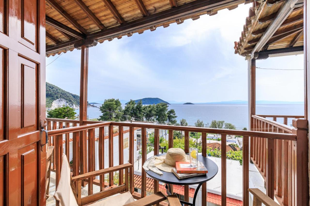 Lilian Beachfront Apartments Нео Клима Екстериор снимка