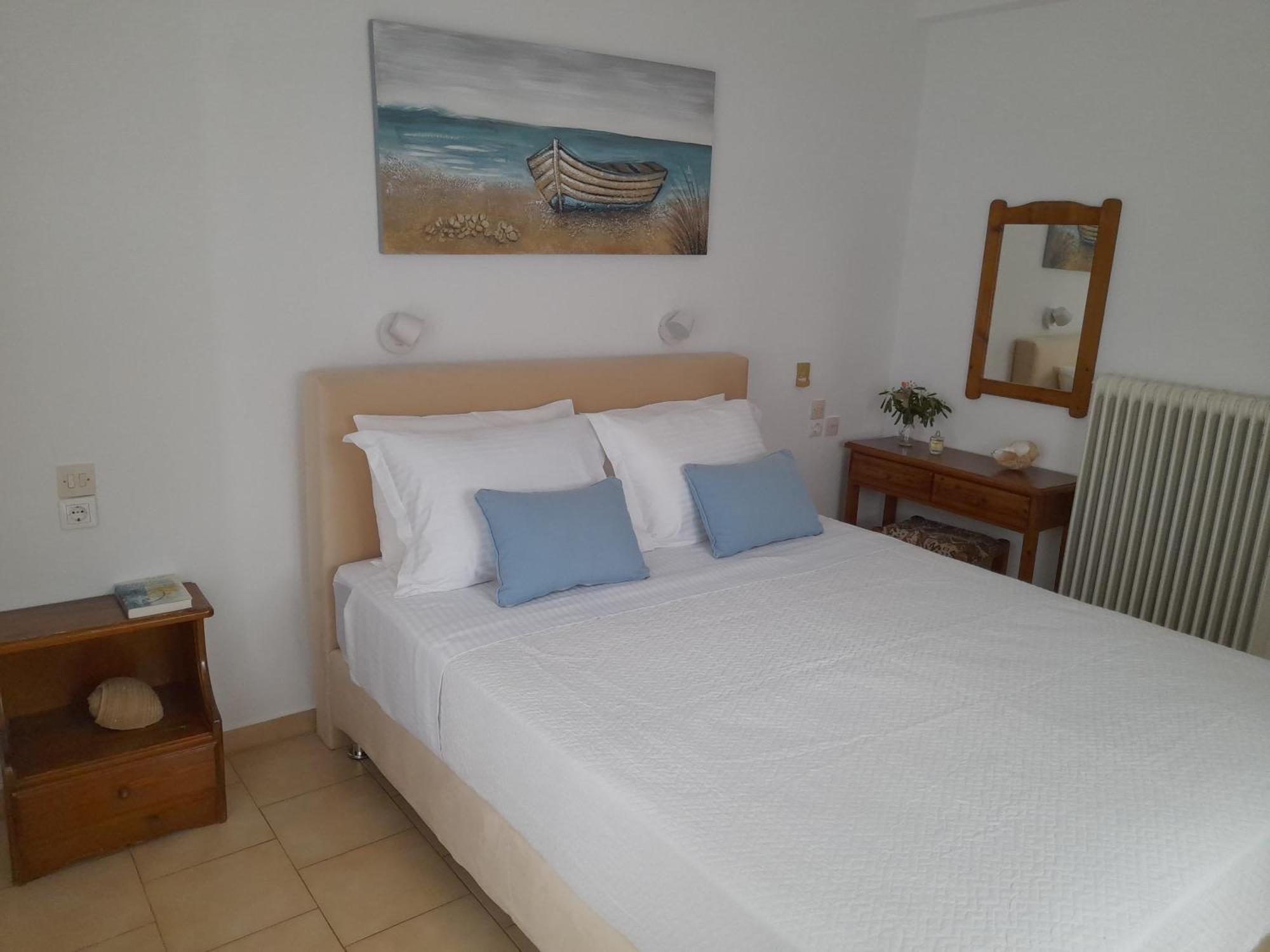 Lilian Beachfront Apartments Нео Клима Екстериор снимка